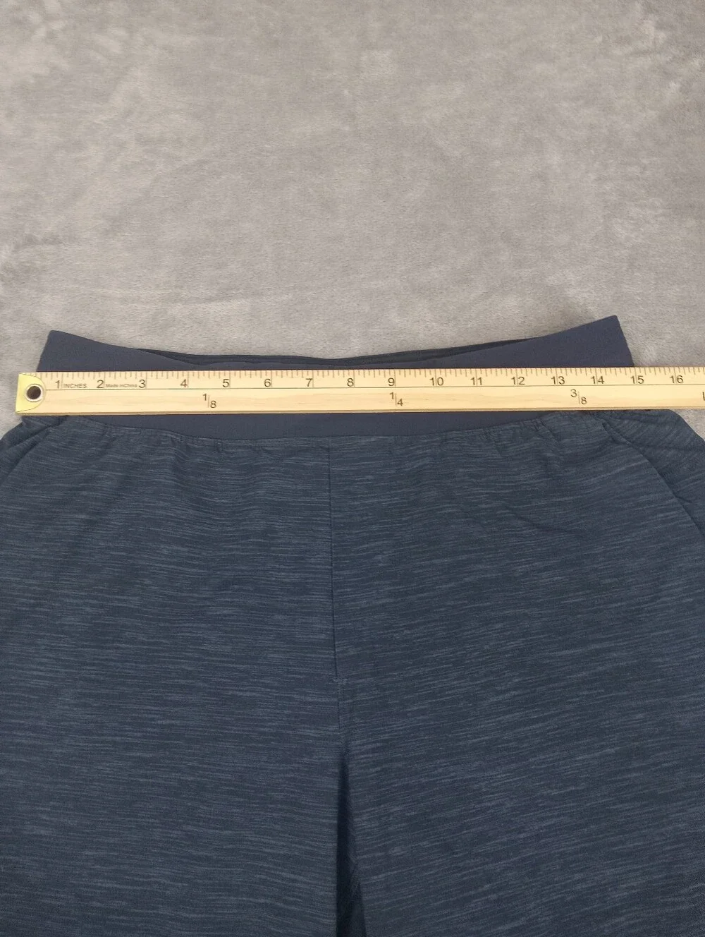 lululemon athletica Men's Performance Shorts in Dark Navy Heather Size Medium - Picture 8 of 14